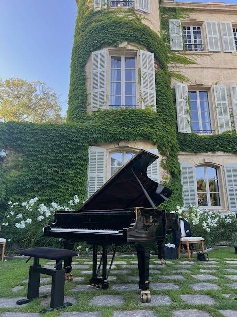 Piano Pulsion location piano à queue mariage évènements en Provence Avignon