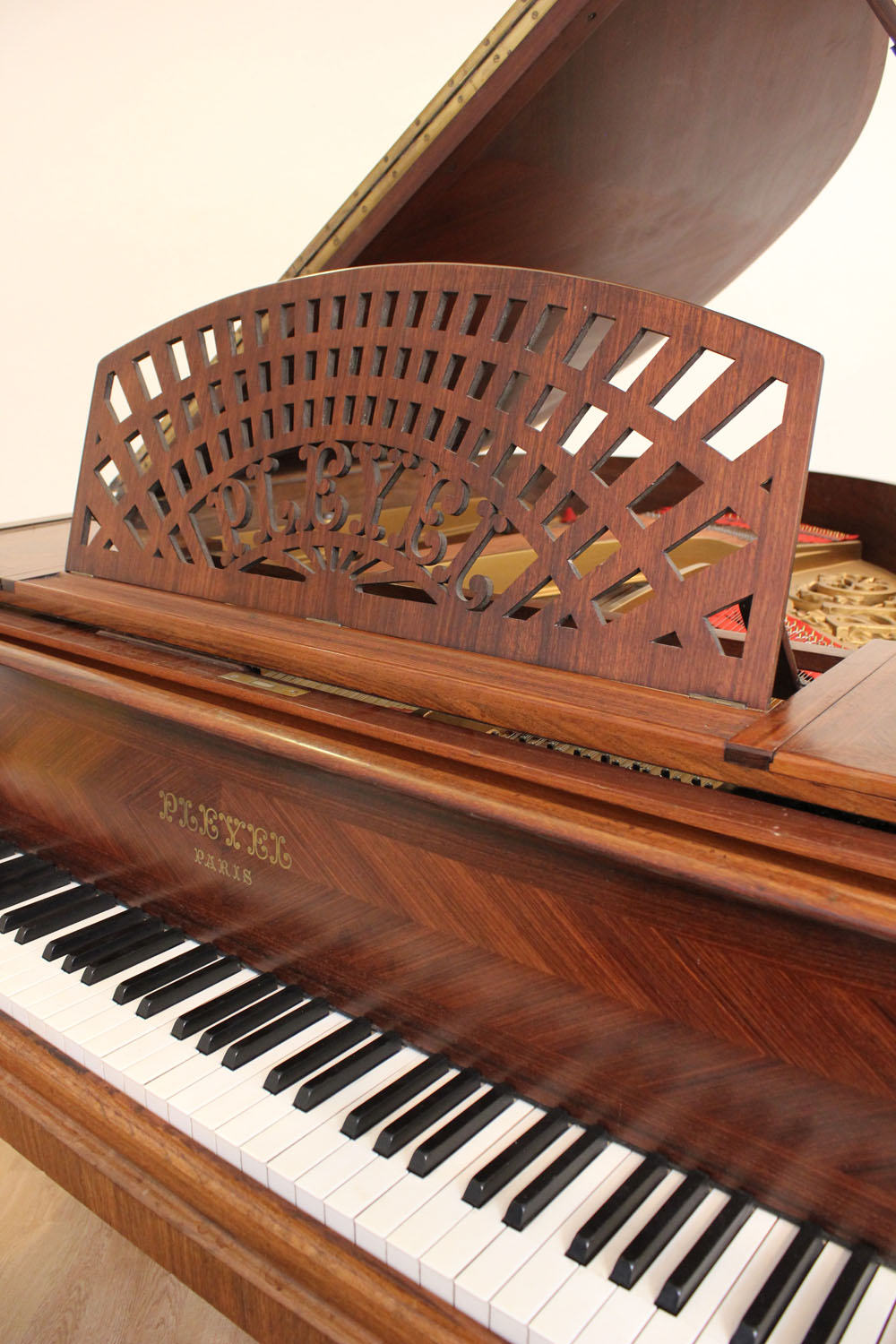 Pleyel Piano à queue ancien 